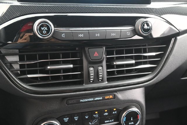 Used 2025 Silver Metallic Ford ST-Line image 24