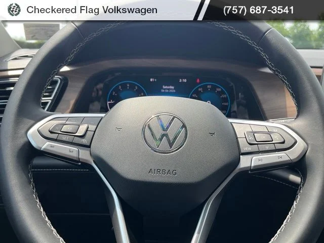 New 2026 Silver Volkswagen 2.0T SE w/Technology image 36