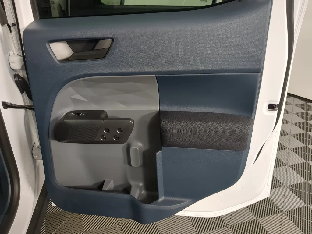 New 2026 Oxford White Ford XL image 20
