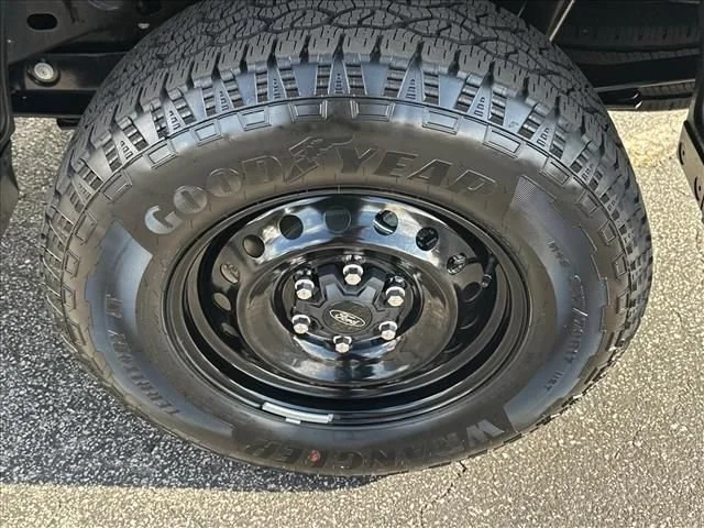 Used 2026 Gray Ford XL image 35