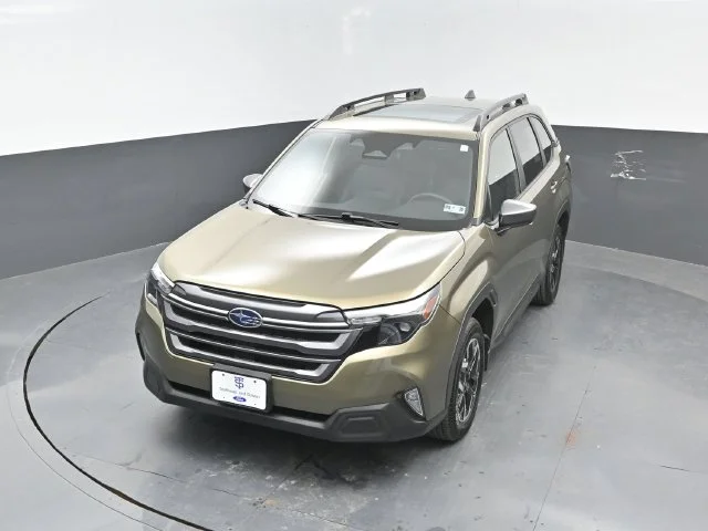 Certified Used 2025 Autumn Green Metallic Subaru Premium image 21
