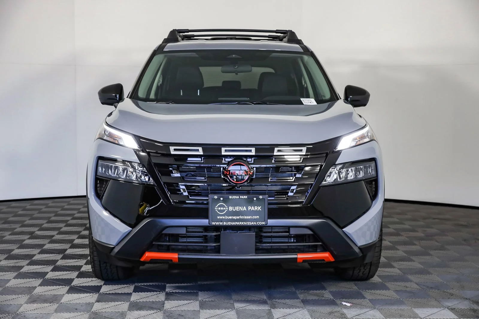 Used 2025 Gray Nissan Rock Creek image 4