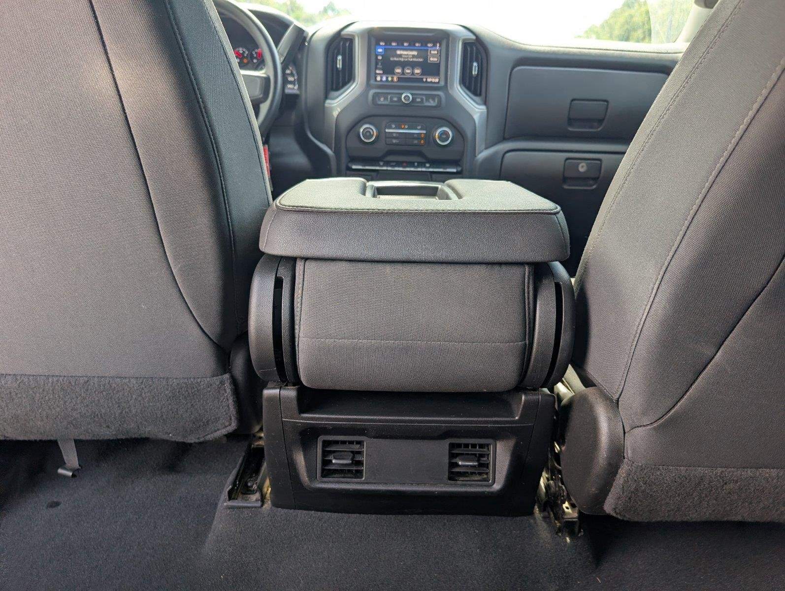 Used 2022 SILVER ICE METALLIC Chevrolet Custom image 31