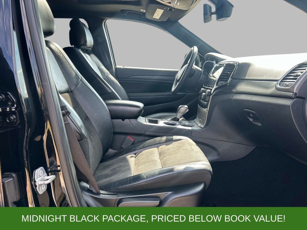Used 2019 Black Jeep Altitude image 18