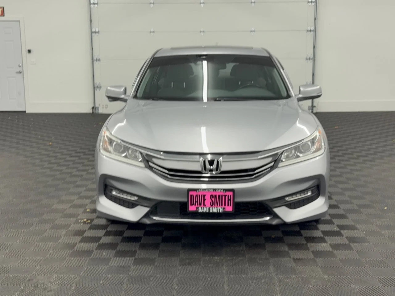 Used 2016 Lunar Silver Metallic Honda EX-L image 6