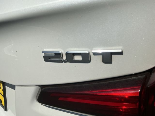 Used 2019 White Cadillac Premium Luxury image 32