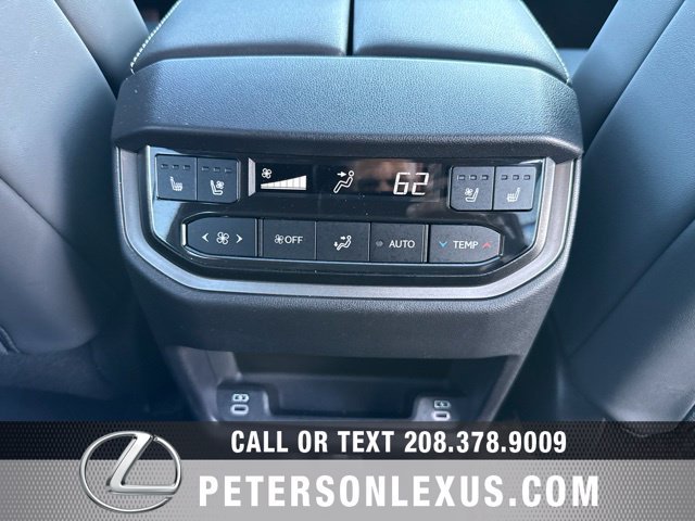 Used 2025  Lexus 500h F SPORT Luxury image 19