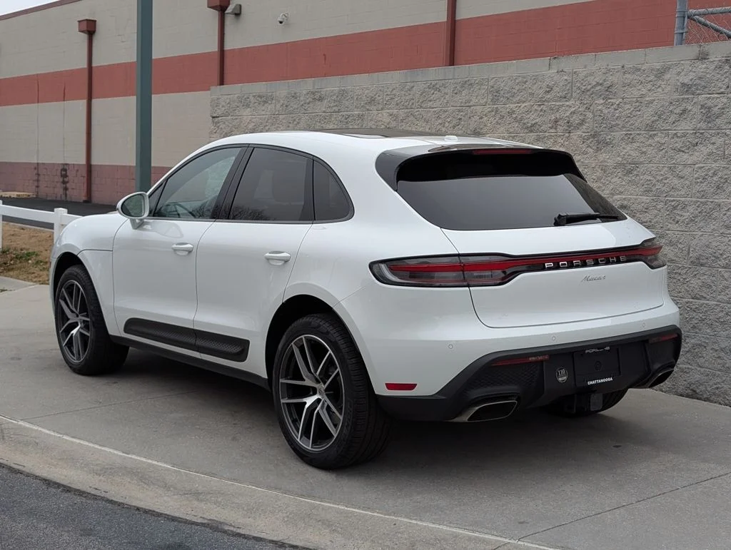 Used 2025 White Porsche  image 3