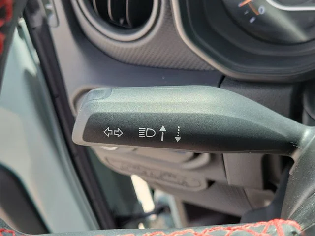 Used 2024 Gray Jeep Rubicon image 29
