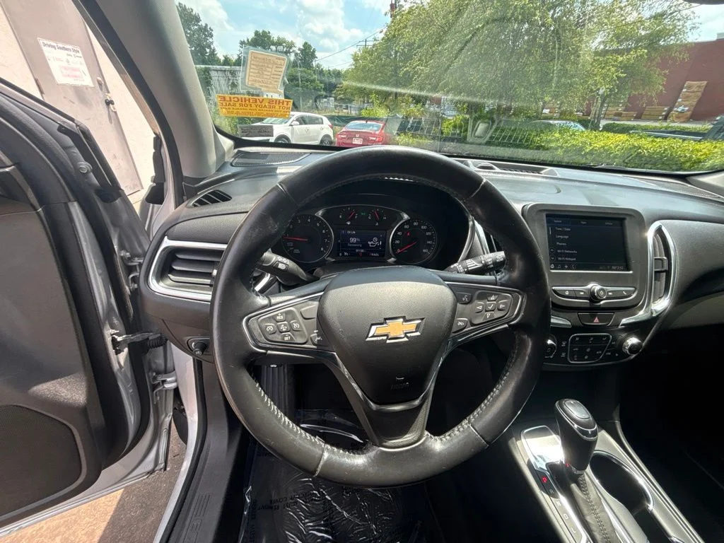 Used 2021 Silver Chevrolet LT image 15
