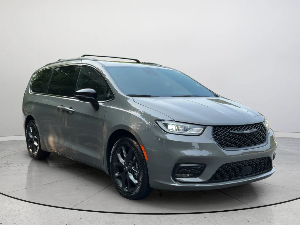 2025 Chrysler Pacifica