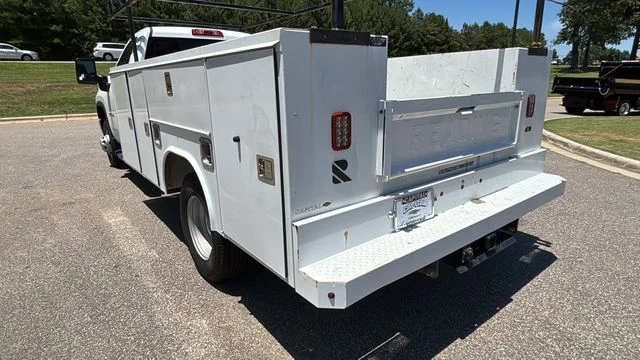Used 2022 White Chevrolet Work Truck image 34