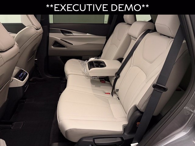 Certified Used 2026 Graphite Shadow INFINITI LUXE image 20