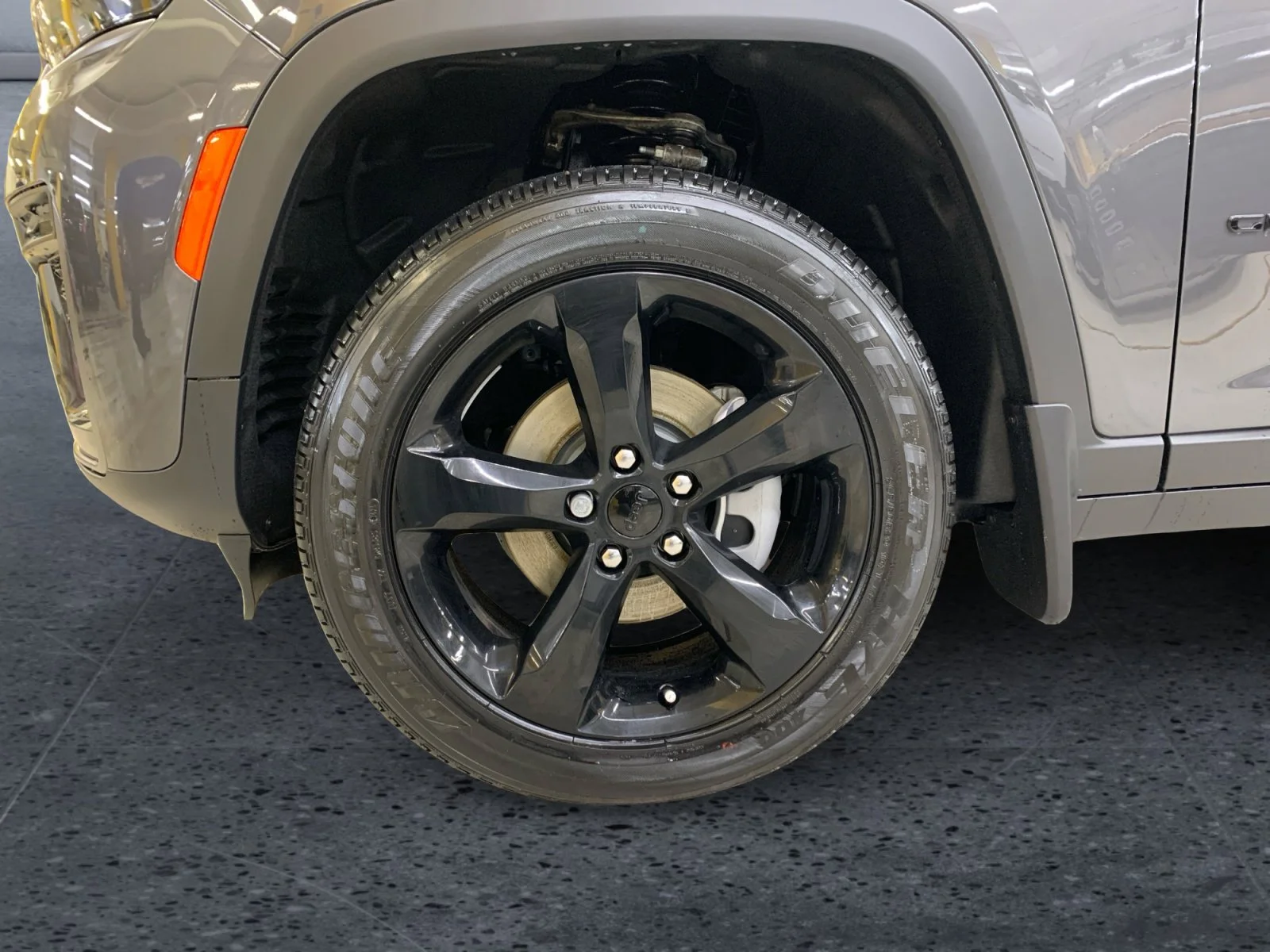 New 2026 Baltic Grey Metallic Jeep Altitude image 9