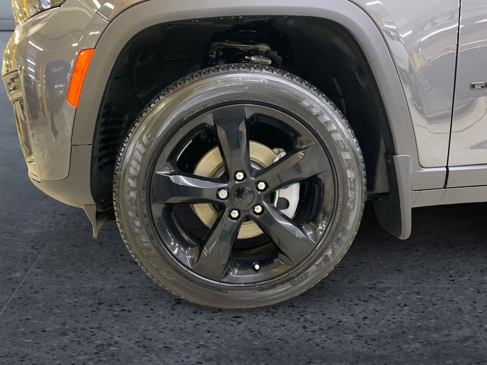 New 2026 Baltic Grey Metallic Jeep Altitude image 9