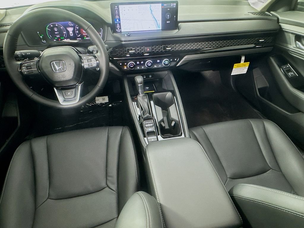 New 2026 Solar Silver Metallic Honda Touring image 32