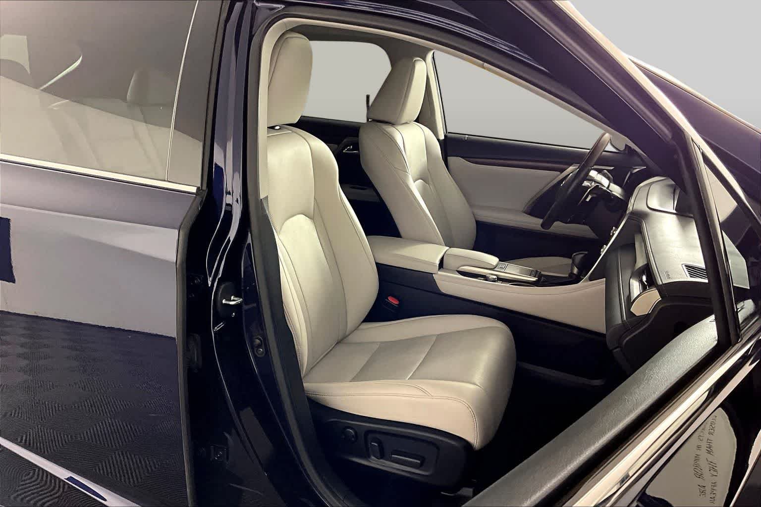 Used 2021 Nightfall Mica Lexus  image 9