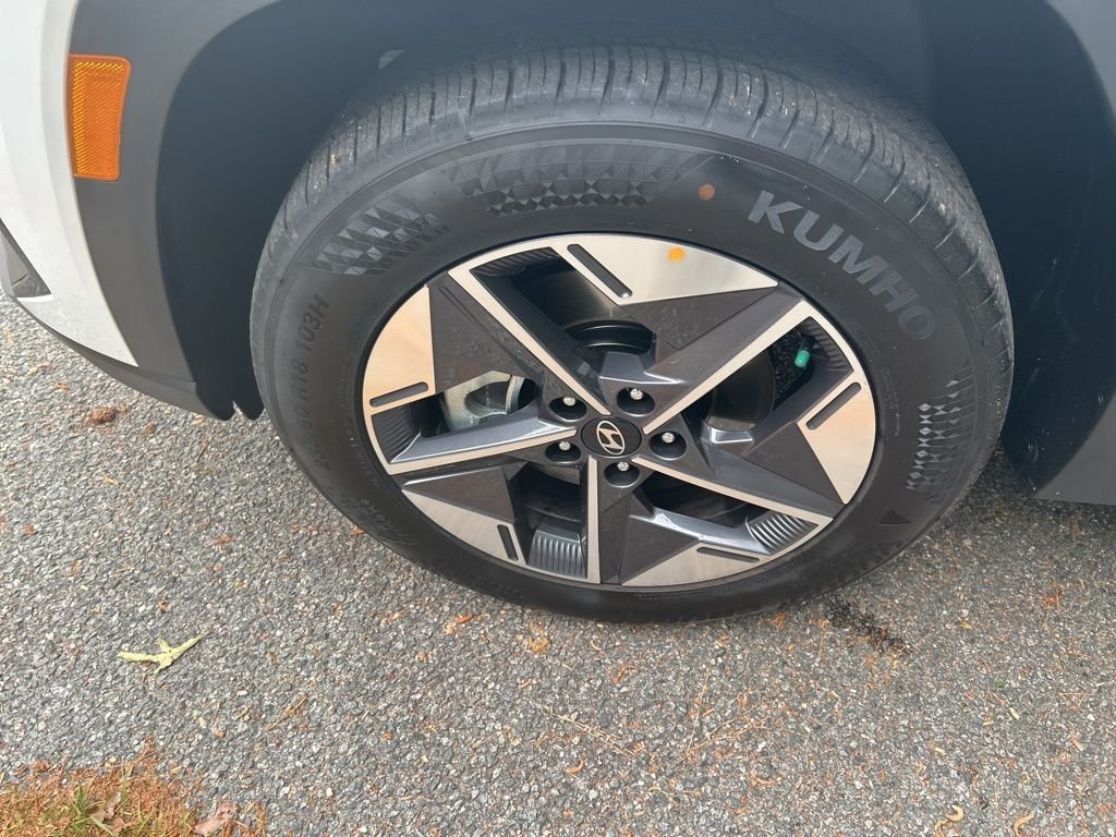 Certified Used 2026 White Hyundai SEL image 13