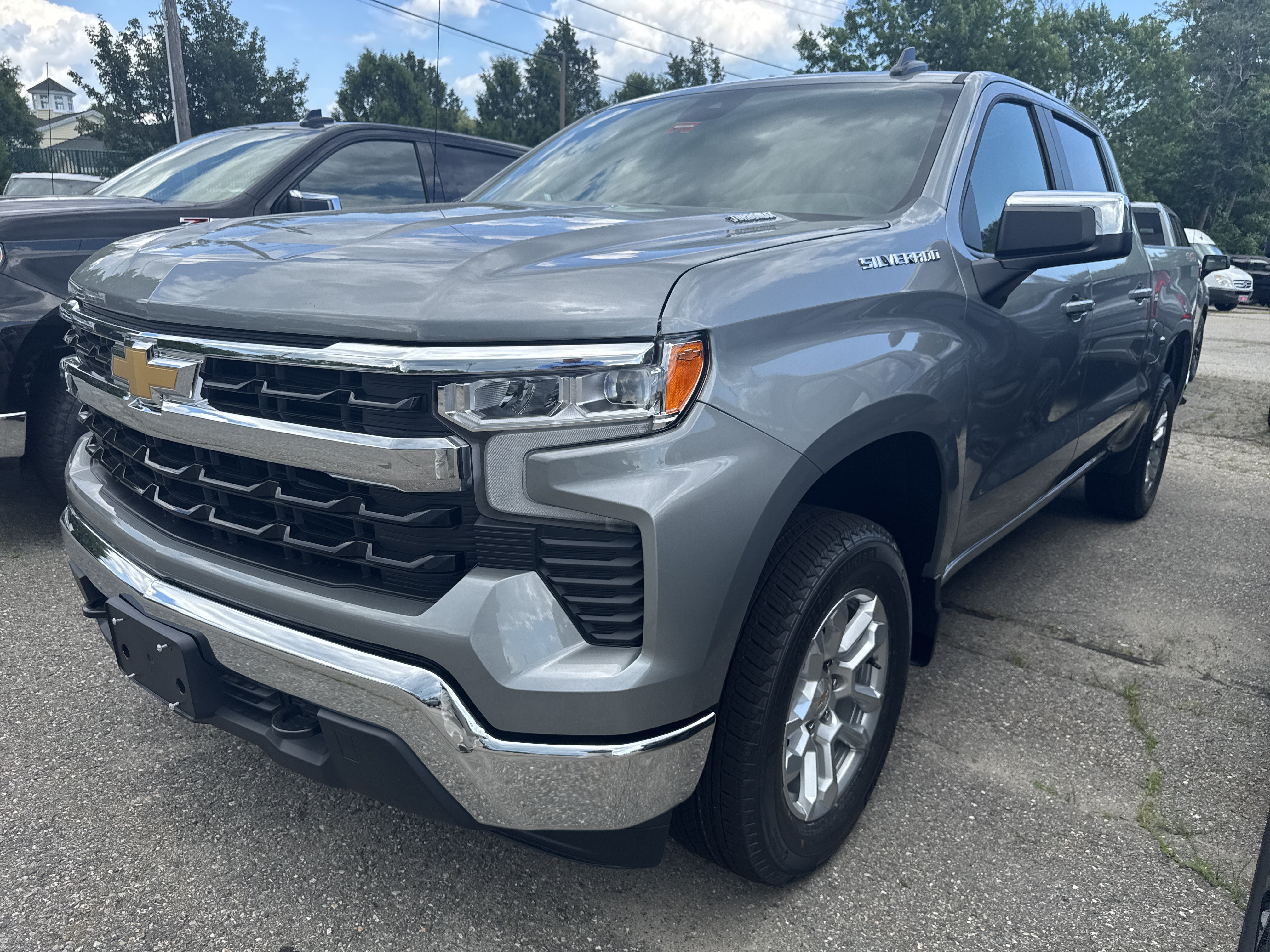 New 2026 Sterling Gray Metallic Chevrolet LT (2FL) image 1