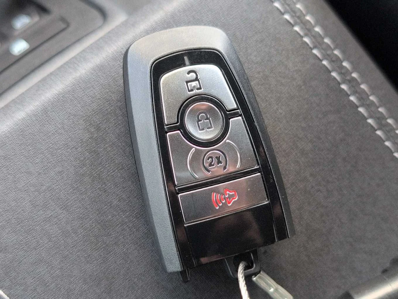 New 2026 Avalanche Gray Ford Big Bend® image 24