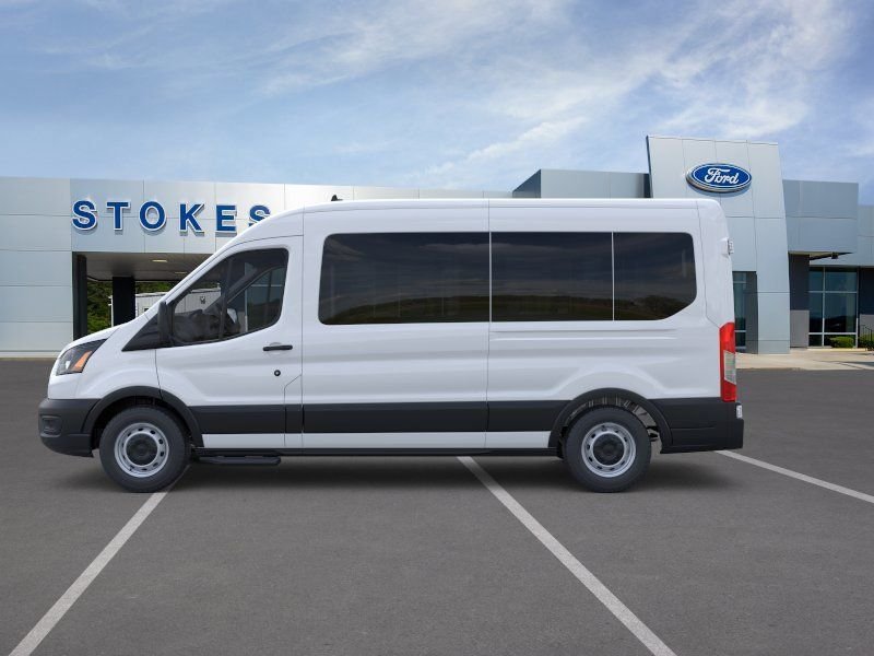 New 2026 Oxford White Ford Passenger Van XL image 31