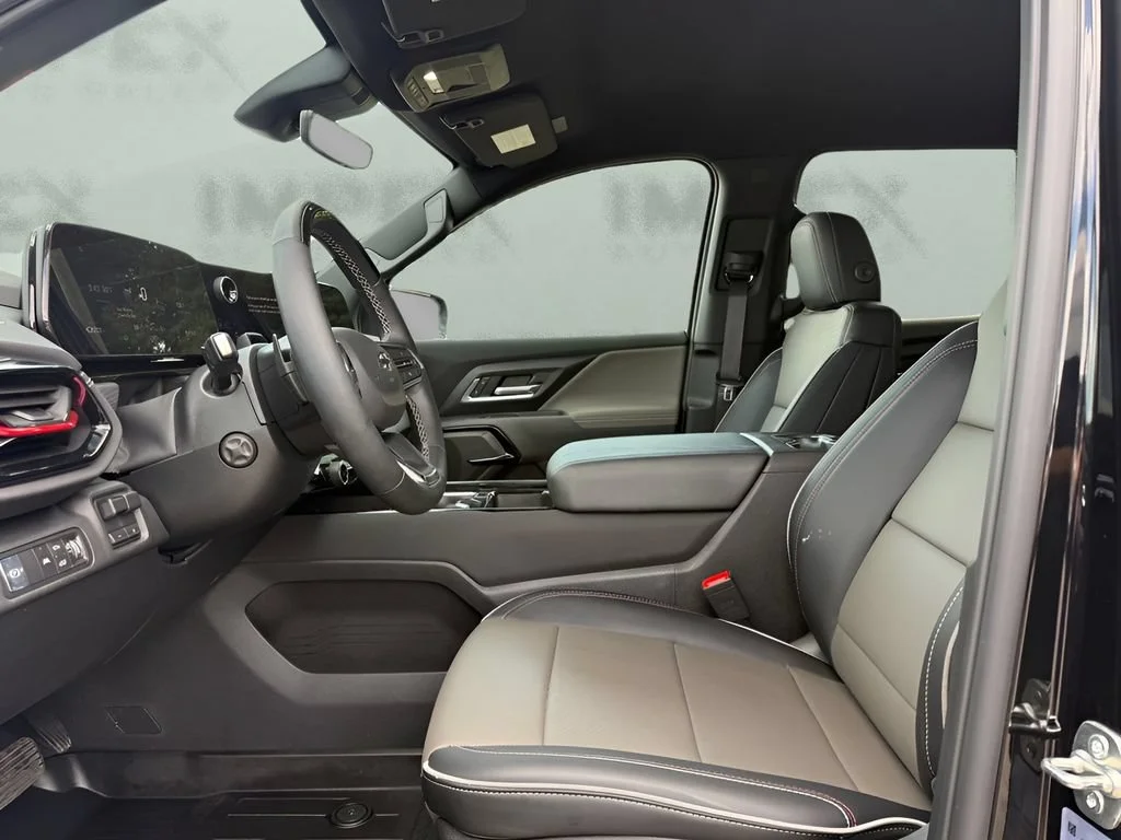 Used 2026 Black Chevrolet Trail Boss - Max Range image 9