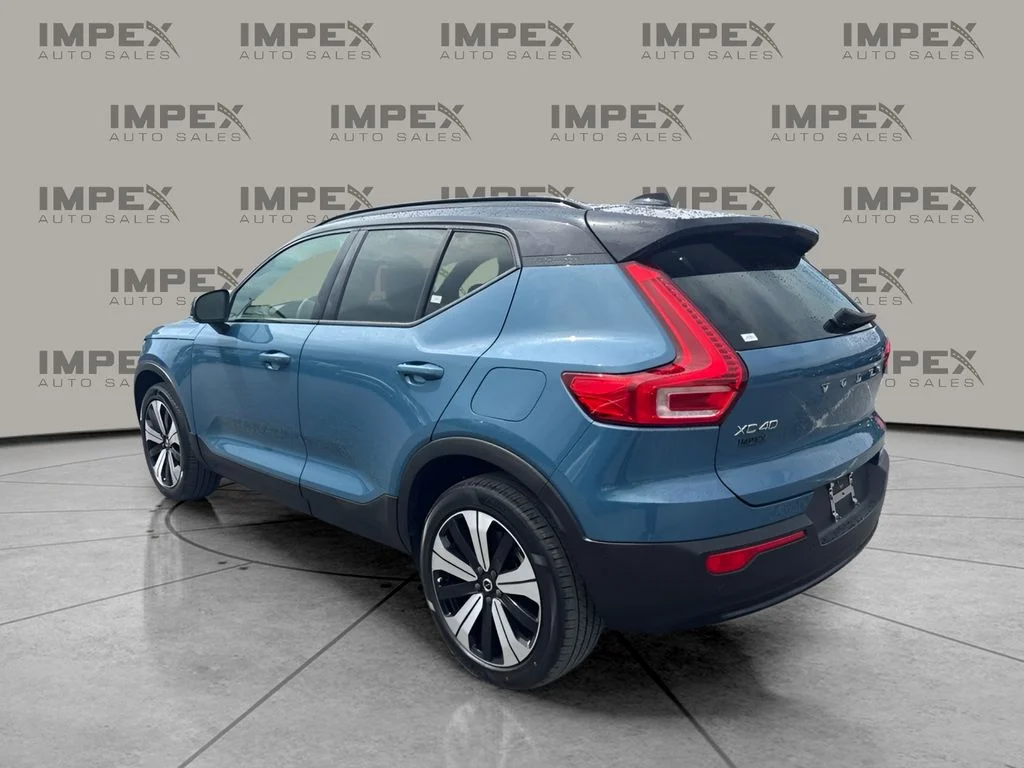 Used 2023 Blue Volvo Twin Plus image 2