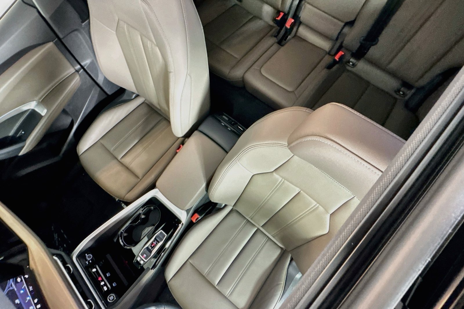 Used 2025 Mythos Black Metallic Audi Premium Plus image 19