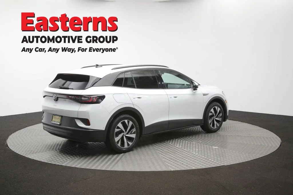 Used 2023 White Volkswagen Pro image 39