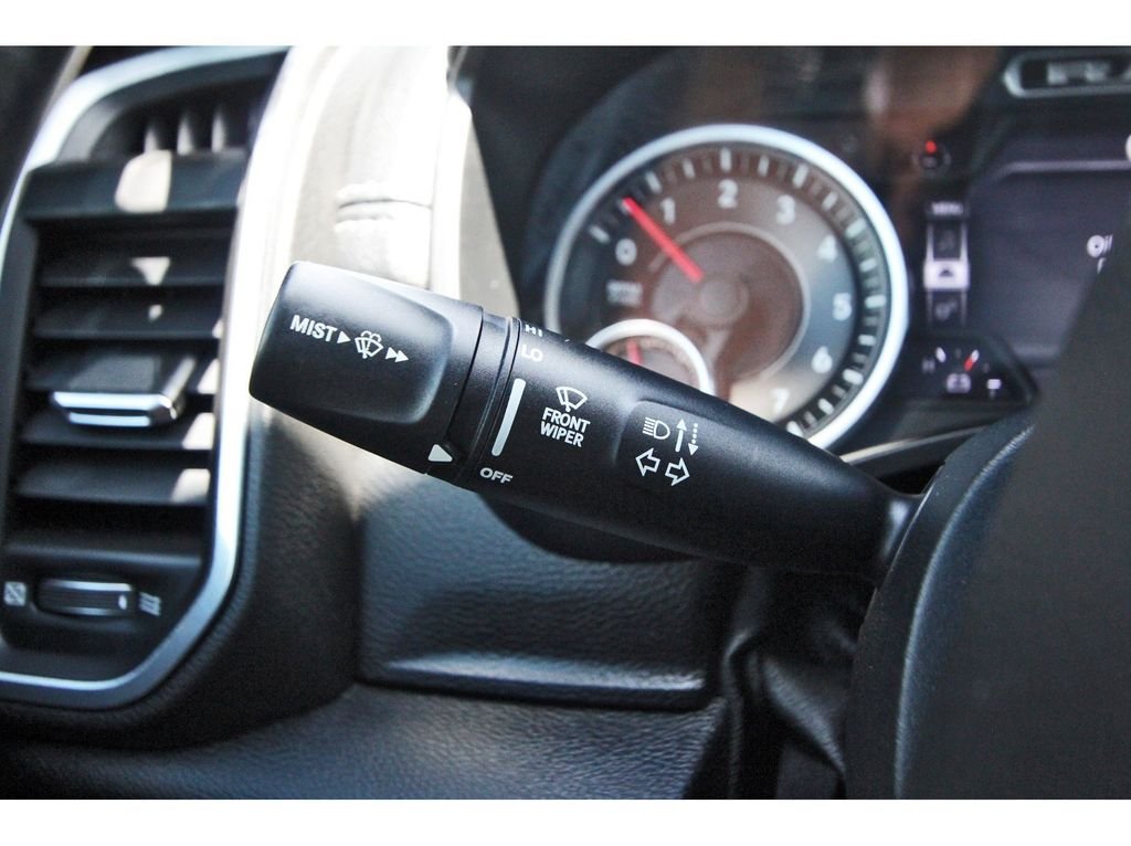 Used 2019 Red Ram Laramie image 17