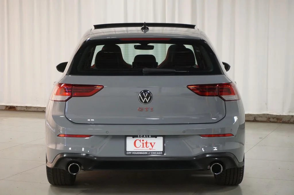 Certified Used 2025 Moonstone Gray Volkswagen 2.0T SE image 15