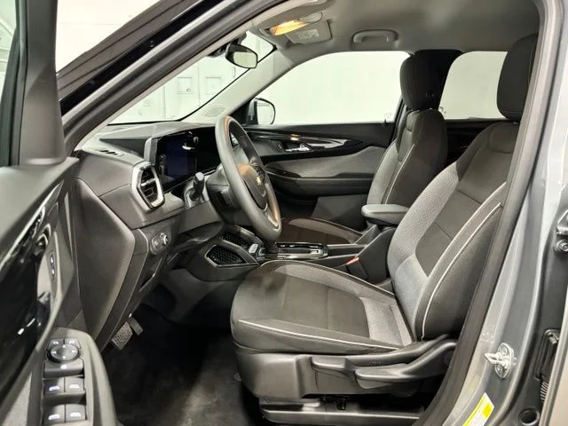 Used 2025 Gray Chevrolet LT image 16