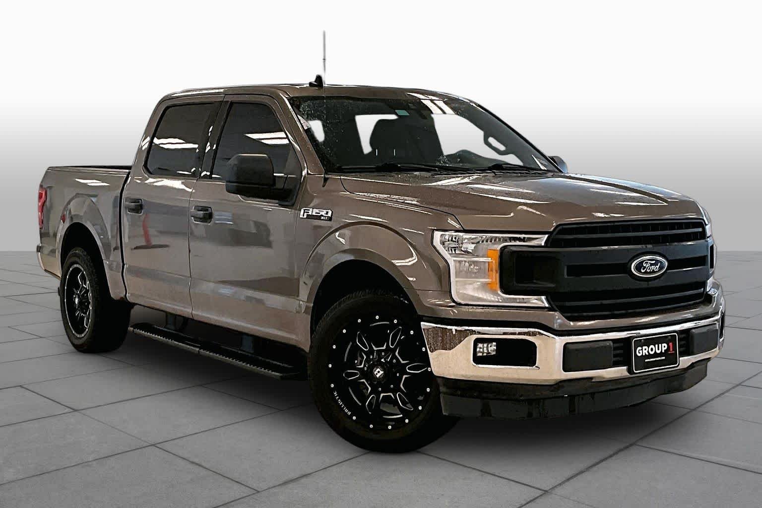 Used 2019 Stone Gray Metallic Ford XLT image 2