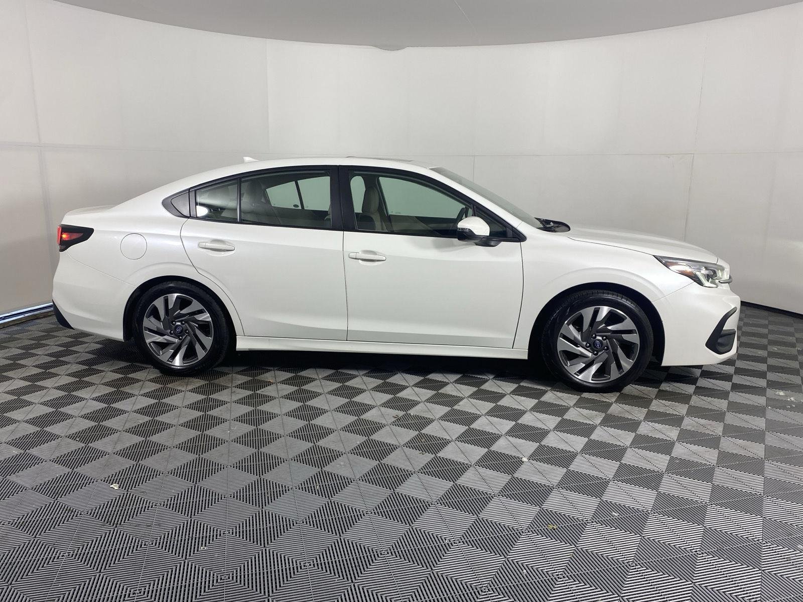 Used 2024 Crystal White Pearl Subaru Limited image 9