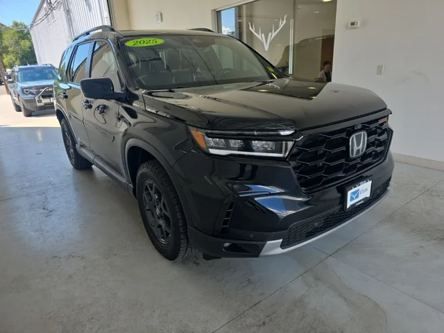 2025 Honda Pilot TrailSport