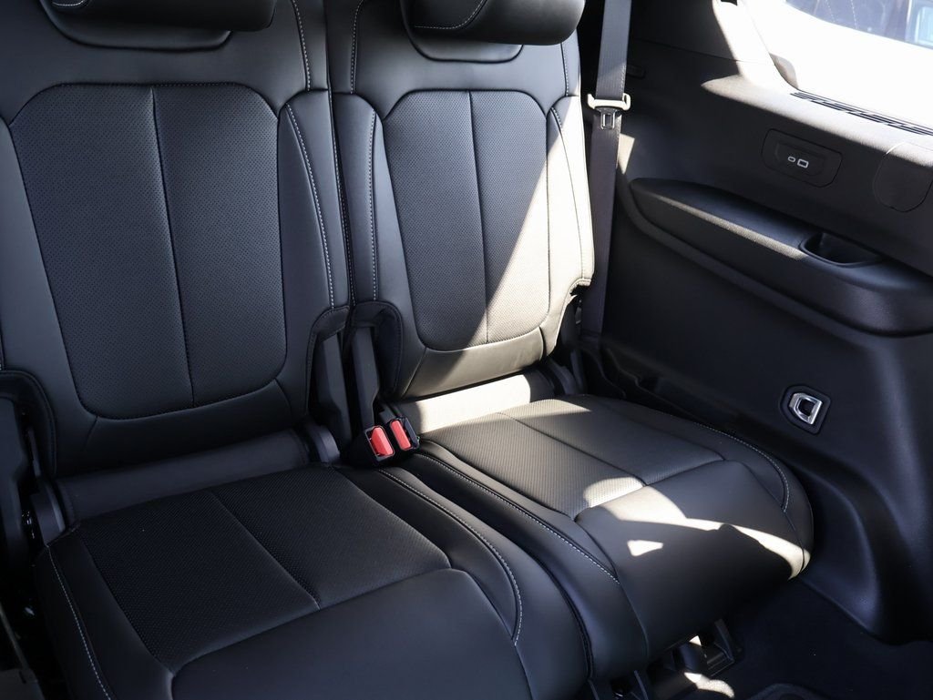 2025 Jeep Grand Cherokee L Limited - Photo 14