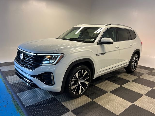New 2026 White Volkswagen 2.0T SEL Premium R-Line image 3