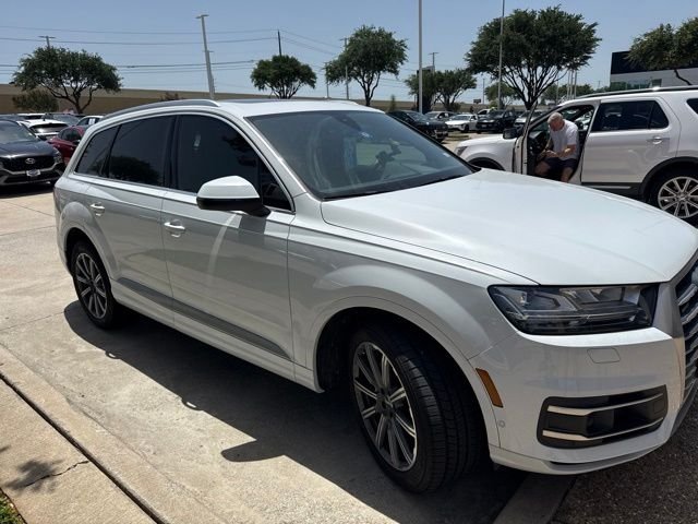 Used 2019  Audi 55 Prestige image 4