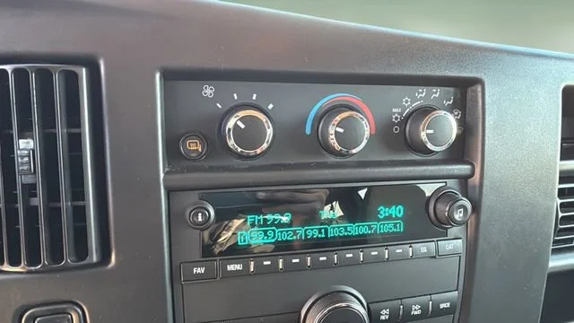 Used 2024 Summit White Chevrolet 1LT image 26