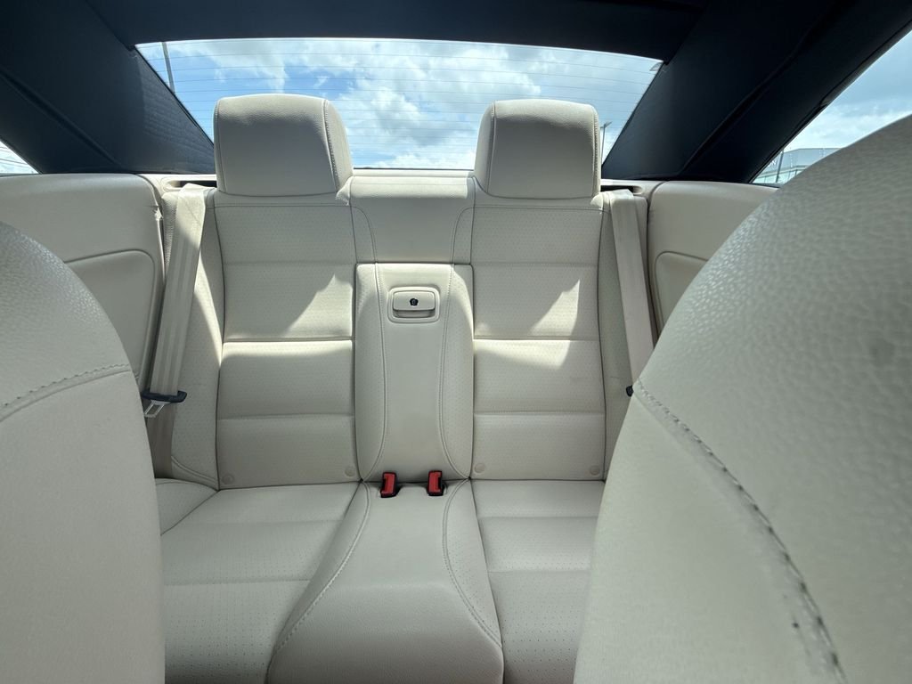 Used 2010 Beige Volkswagen Komfort Edition image 20