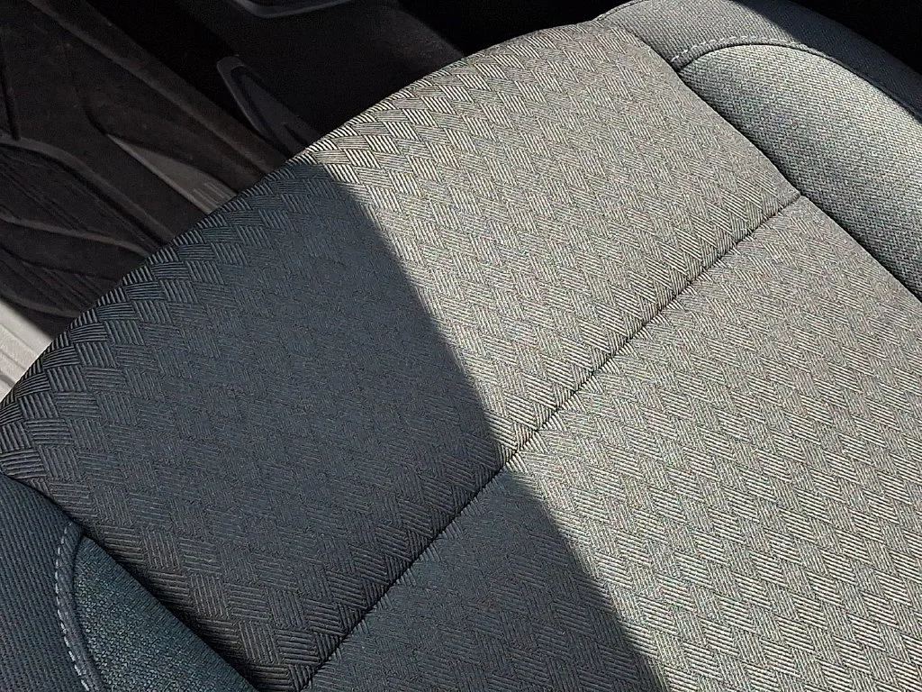 Used 2026 Summit White GMC Elevation image 27