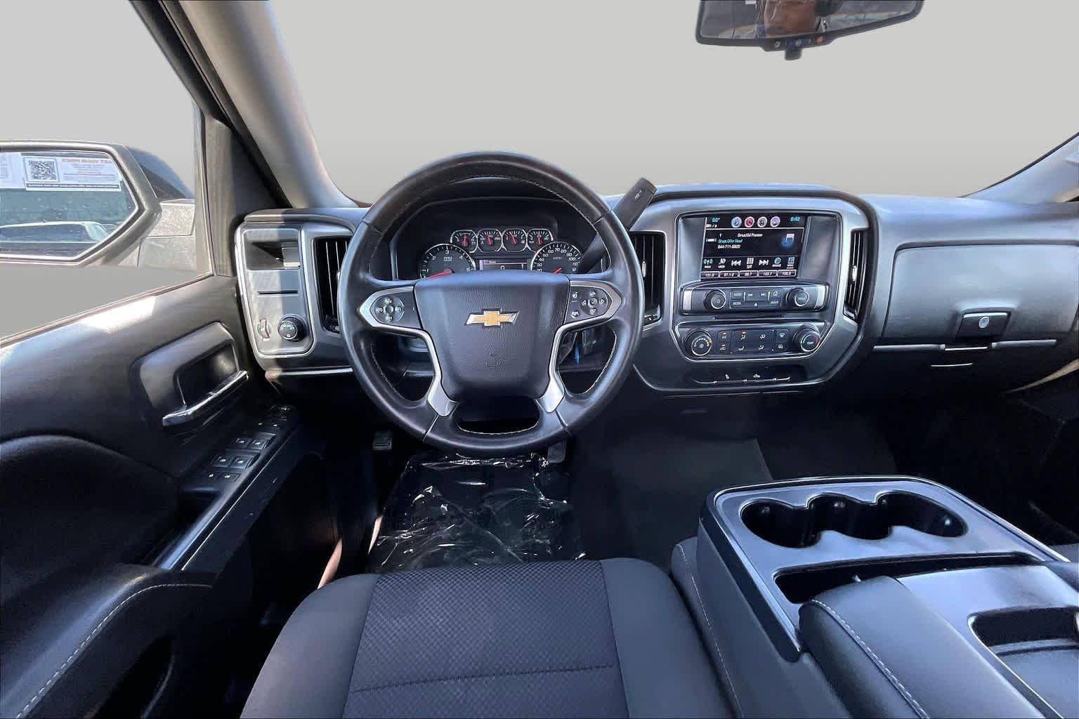 Used 2018 Black Chevrolet LT image 6