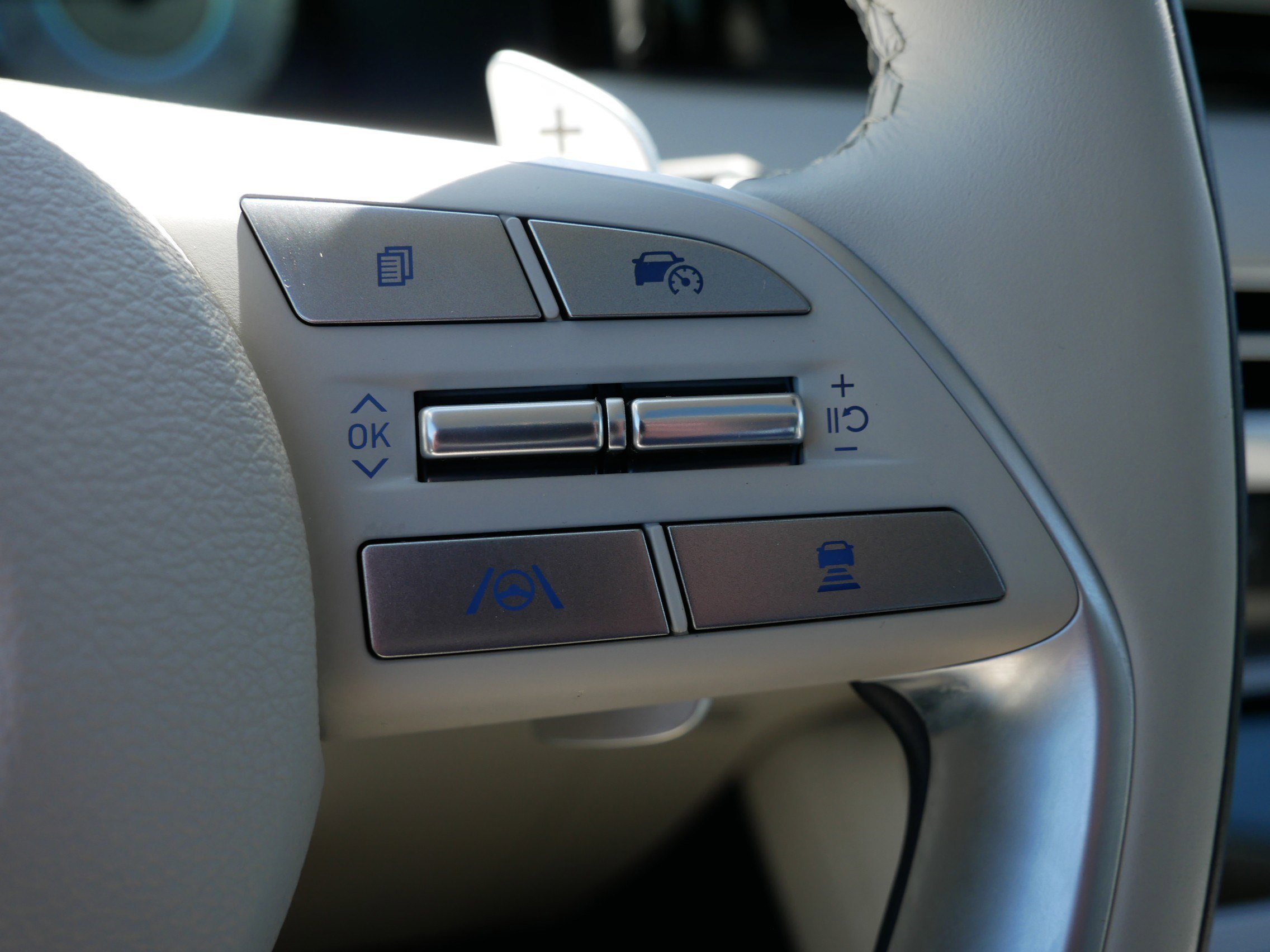 Certified Used 2024 Hyper White Hyundai Calligraphy image 27