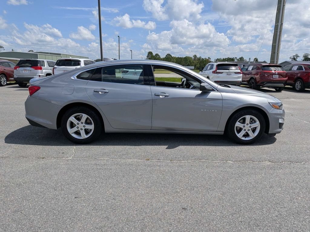 Used 2024 Sterling Gray Metallic Chevrolet 1LT image 4