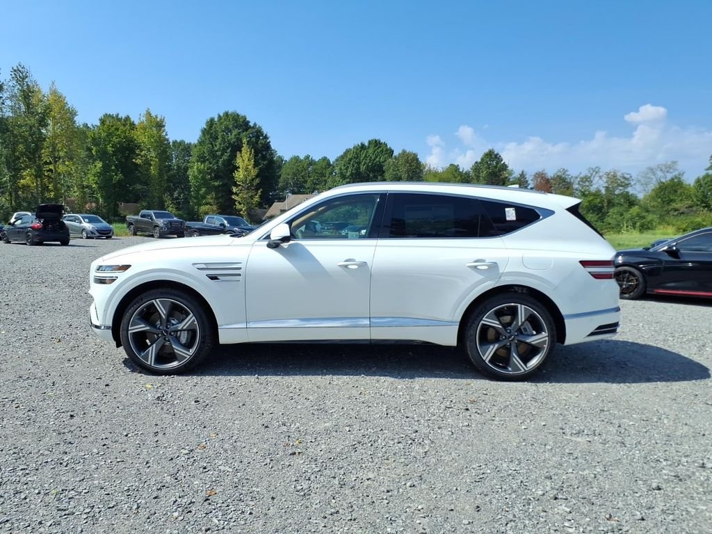 New 2027 White Genesis 2.5T Prestige image 2