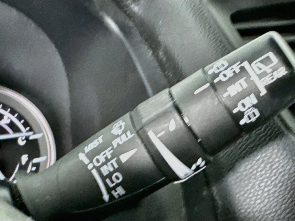 Used 2016 Silver Honda EX-L image 14