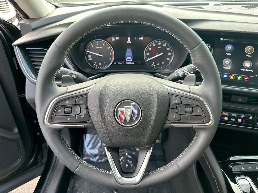 Used 2023 Black Buick Essence image 4