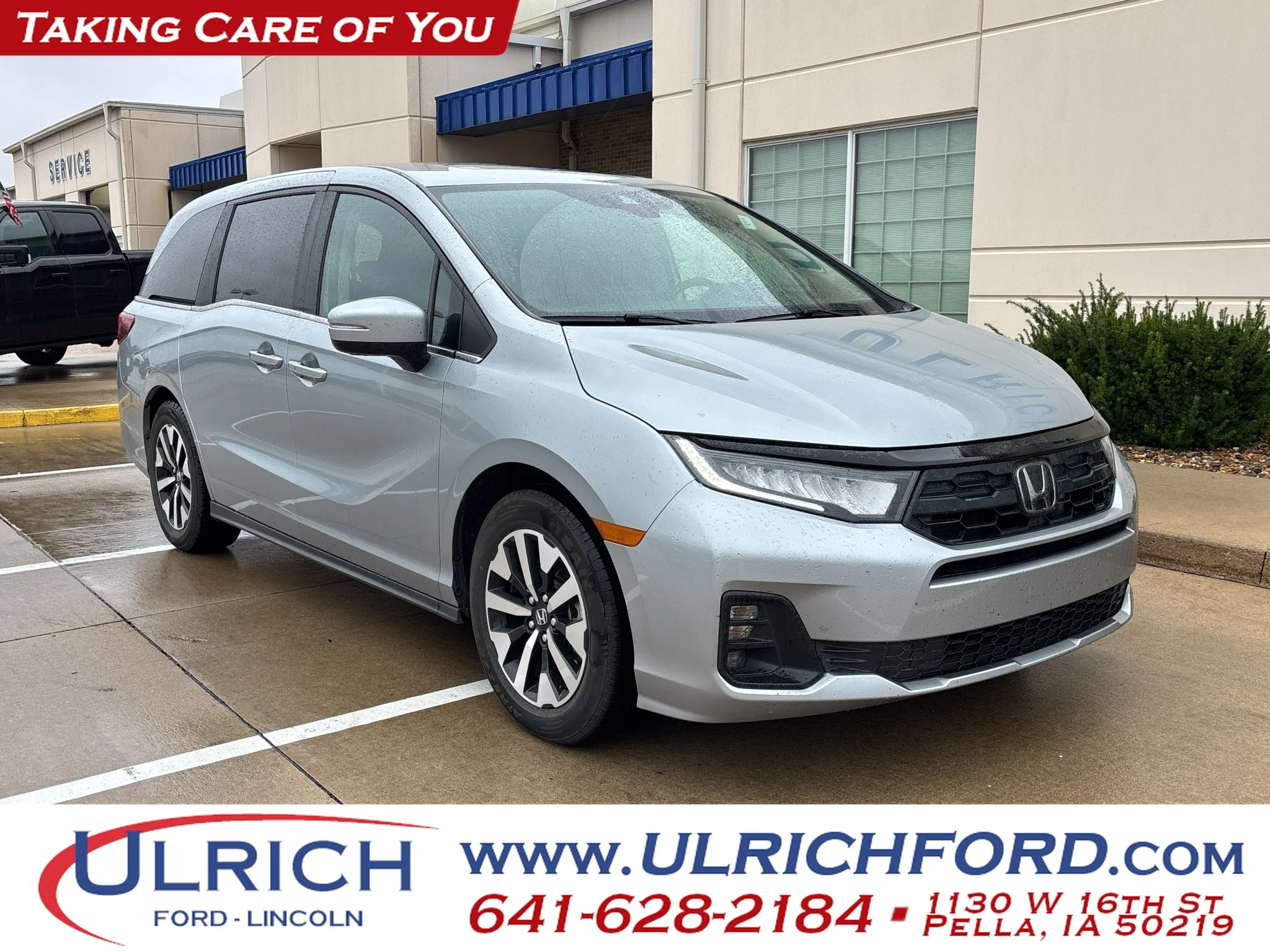Used 2025 Silver Honda EX-L image 1