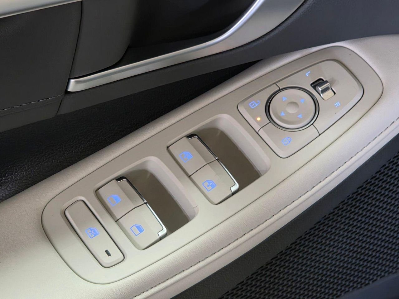 New 2026 Portofino Gray Hyundai Limited image 21