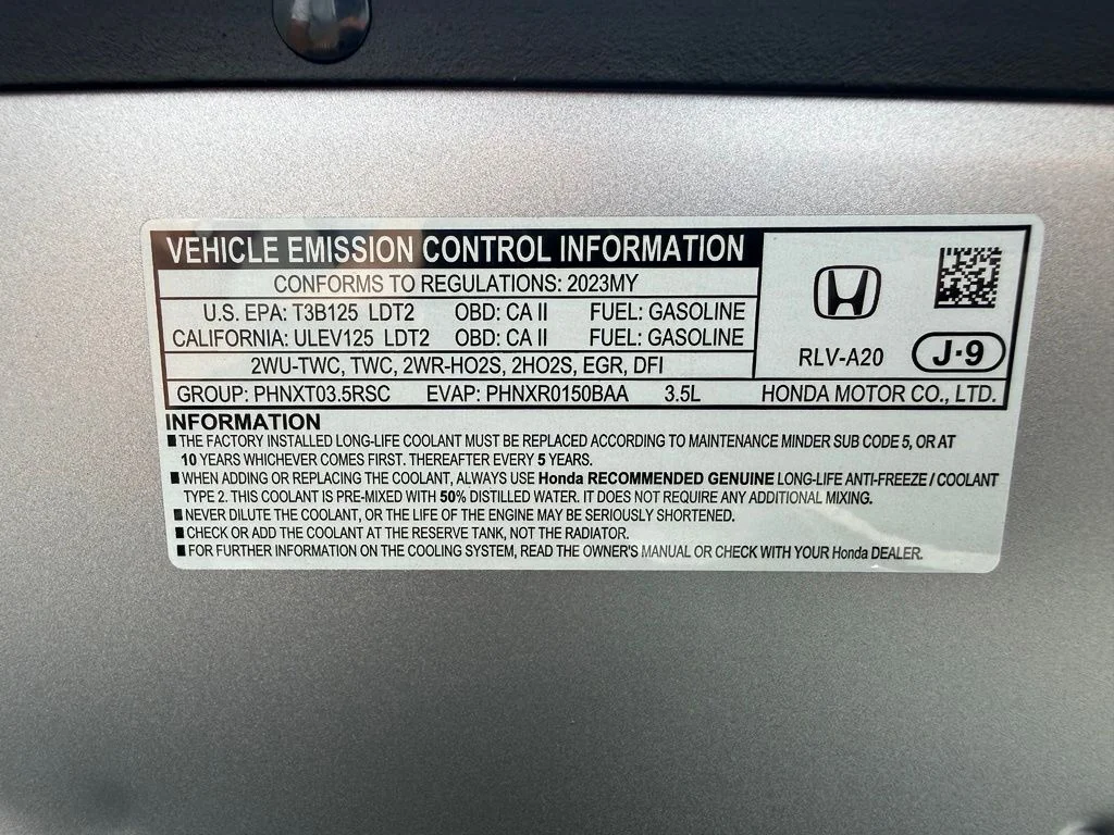Certified Used 2023 Lunar Silver Metallic Honda TrailSport image 37